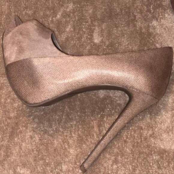 BCBG Peep Toe Tan Suede Heels - Picture 3 of 9